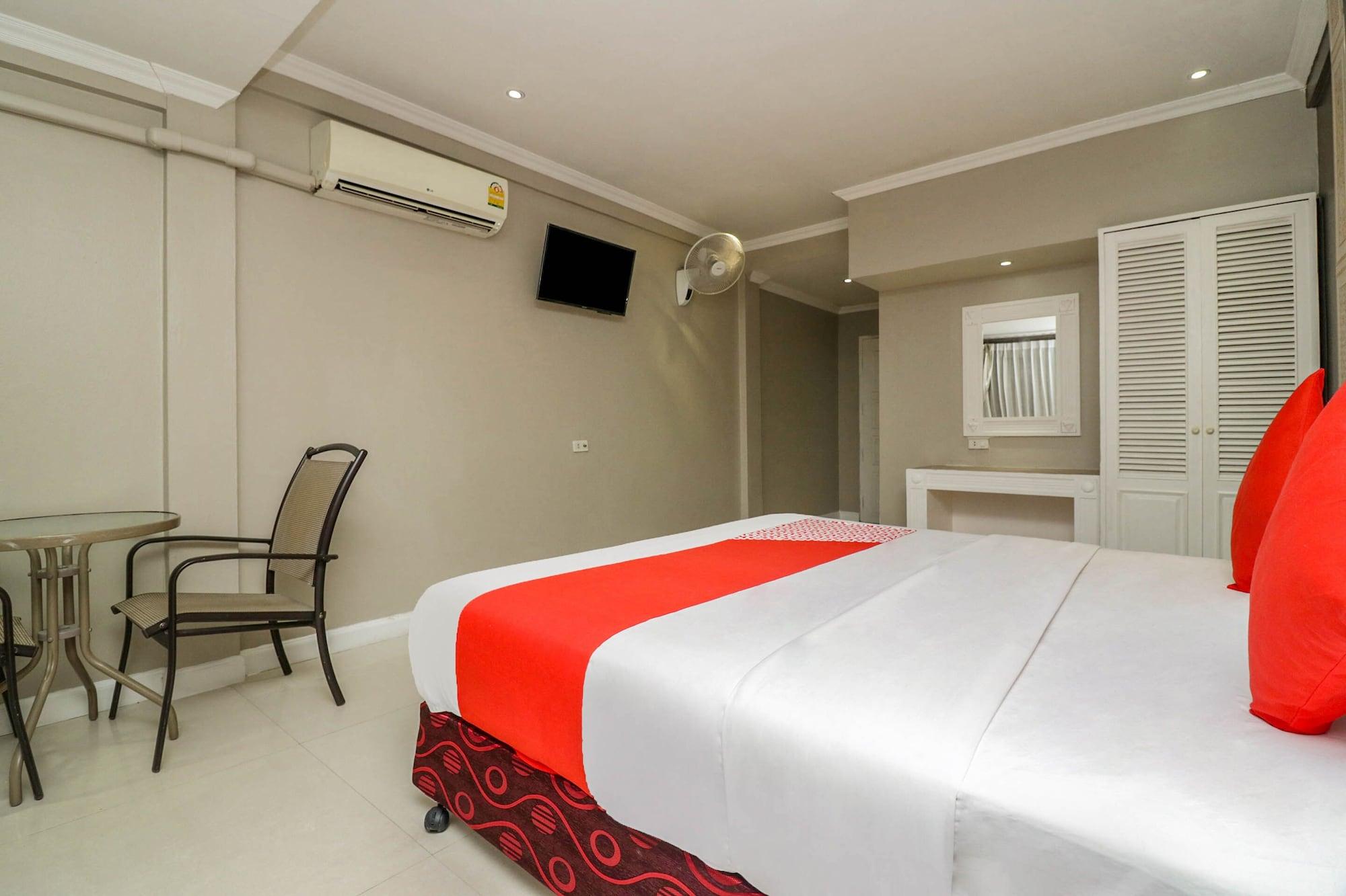 Natural Beach Hotel Pattaya Exterior foto